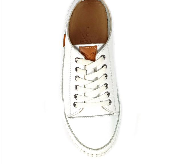 Lunar Women’s Truffle II Leather Plimsoll | White FLK039