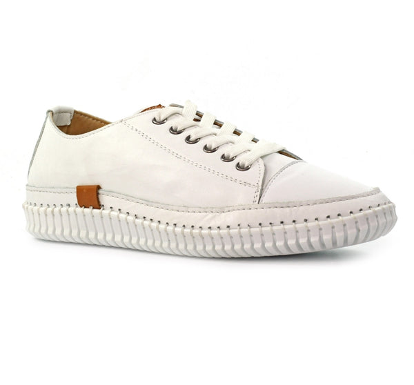 Lunar Women’s Truffle II Leather Plimsoll | White FLK039